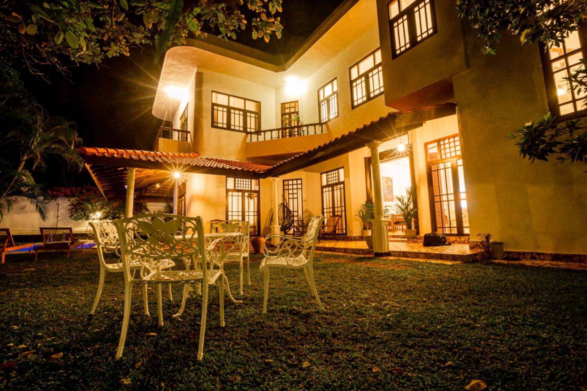 Nibbana Mirissa Hotel 외부 사진